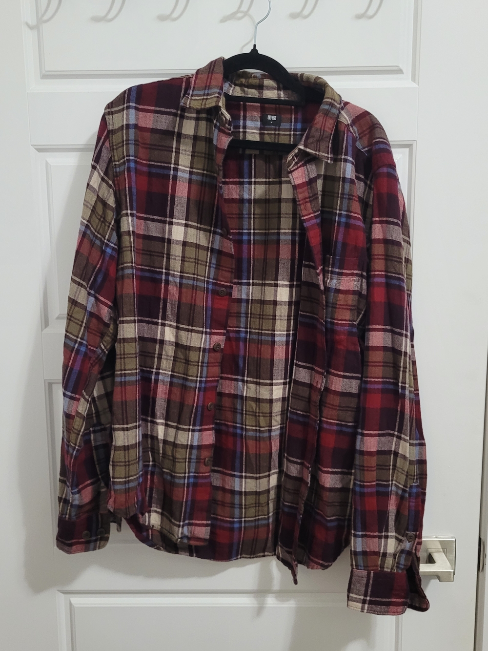 UNIQLO Men's Red Plaid Button-Up Flannel Jacket